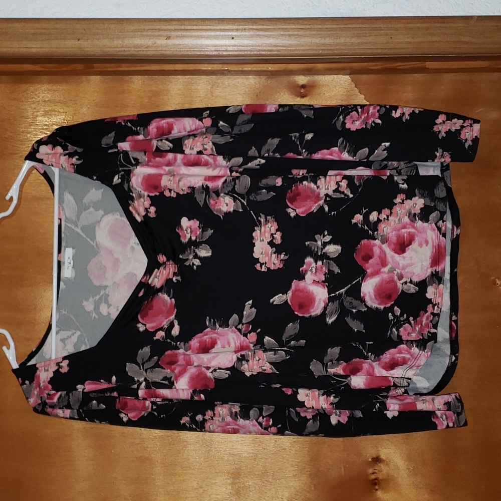 Maurices XL long-sleeve floral top